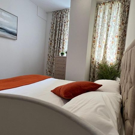 איסטבורן 99 Guest House מראה חיצוני תמונה